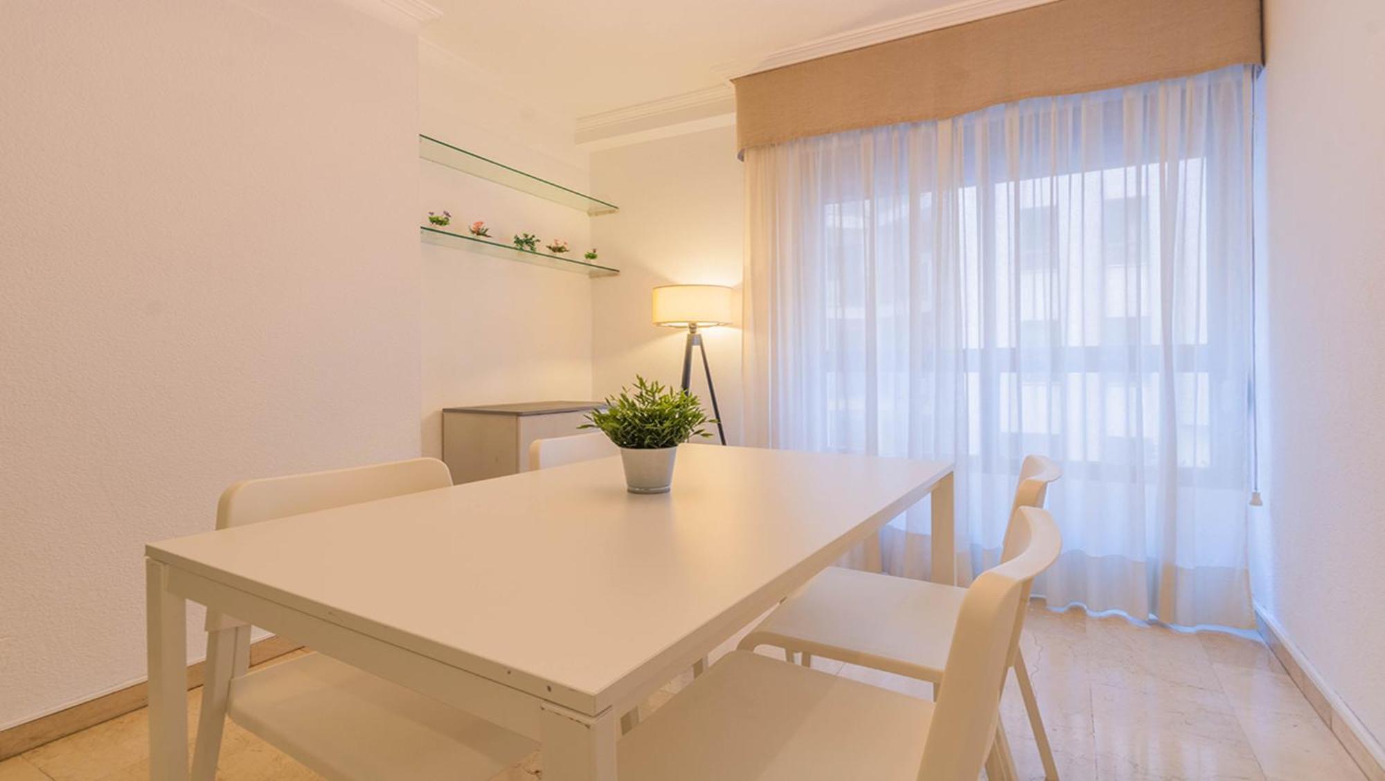 Apartamento El Bulevar Centro Cordobaアパートメント エクステリア 写真